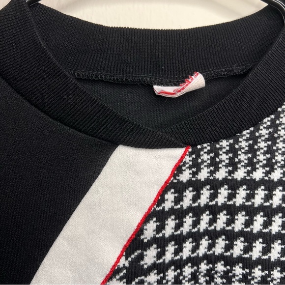 Vintage Houndstooth Contrast Sweatshirt - Picture 3 of 7